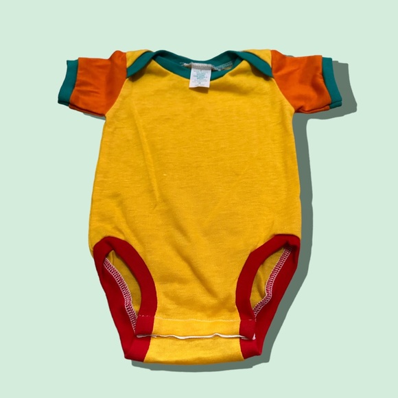 Set of Two Vintage Like New Short Sleeve One Pieces Yellow Orange Red Green - Picture 2 of 8